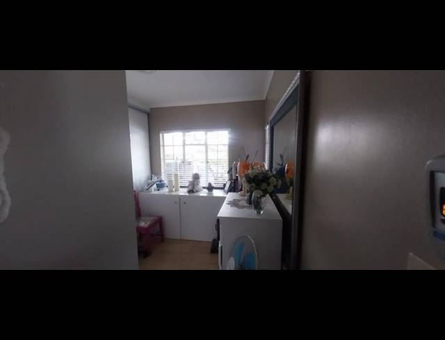 4 BEDROOM HOUSE FOR SALE IN DAWNVIEW